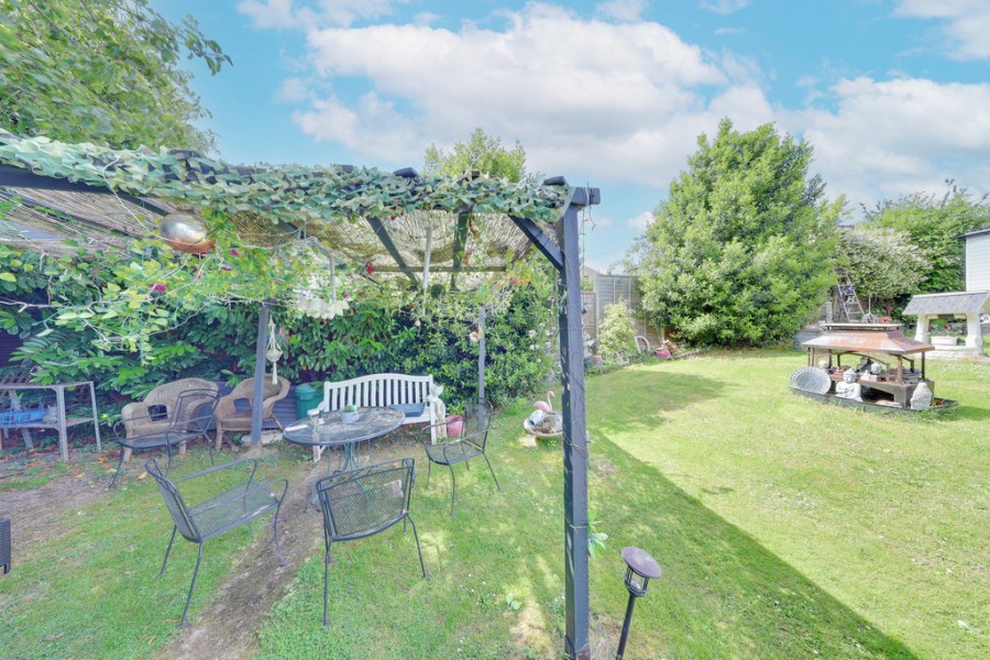 Images for Lodge Crescent, Orpington EAID:11e514c9f7e99906cb8dd0ceb0e9edcf BID:1