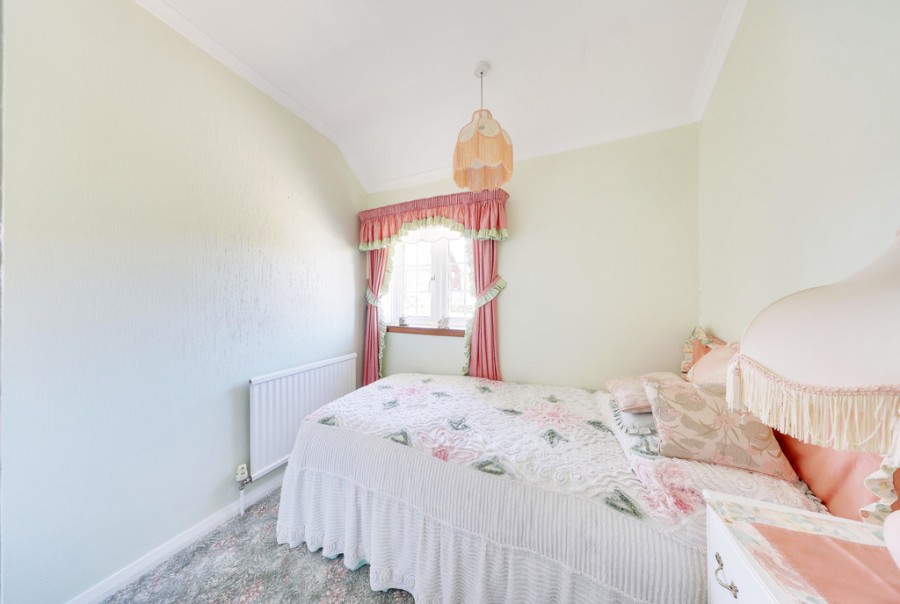 Images for Whippendell Way, Orpington EAID:11e514c9f7e99906cb8dd0ceb0e9edcf BID:1