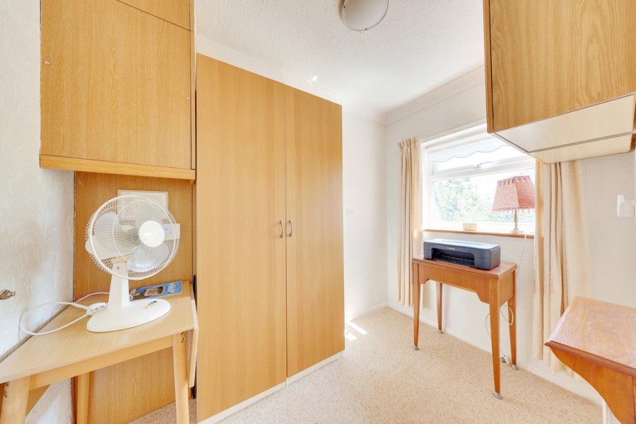 Images for Whippendell Way, Orpington EAID:11e514c9f7e99906cb8dd0ceb0e9edcf BID:1