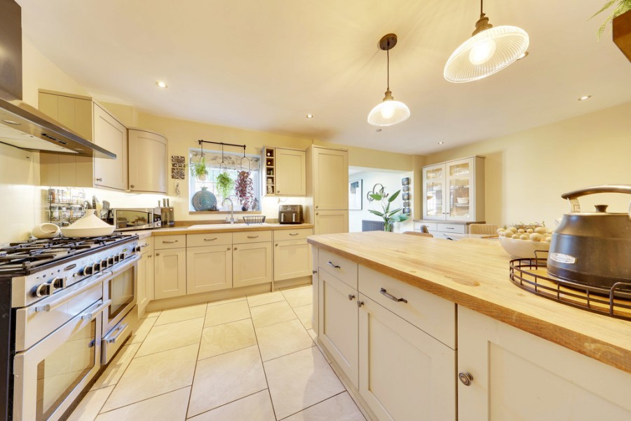 Images for Winchester Road, Orpington EAID:11e514c9f7e99906cb8dd0ceb0e9edcf BID:1