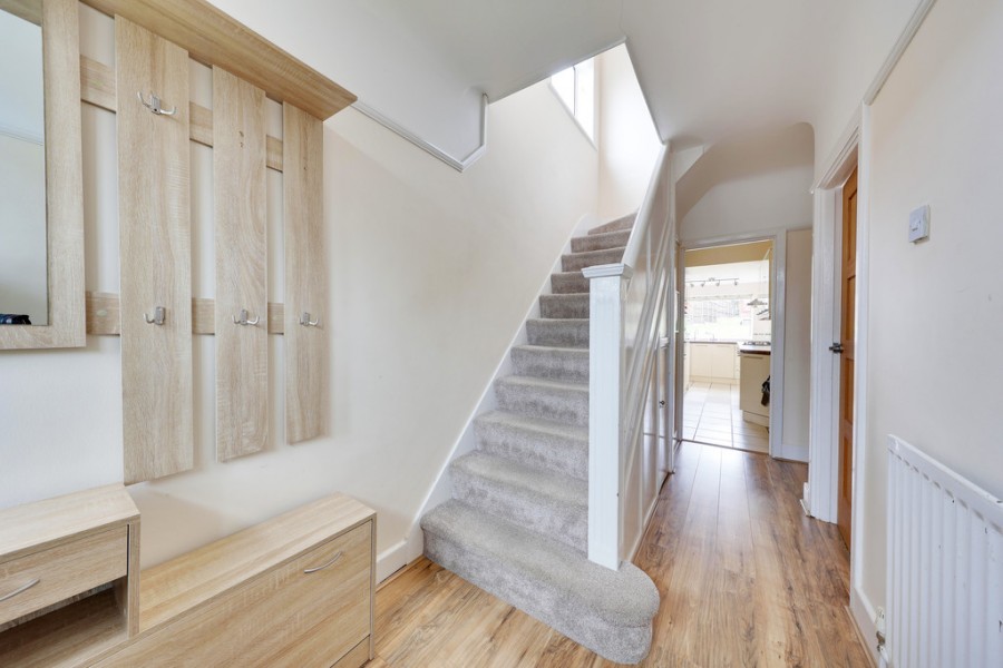 Images for Cloonmore Avenue, Orpington EAID:11e514c9f7e99906cb8dd0ceb0e9edcf BID:1