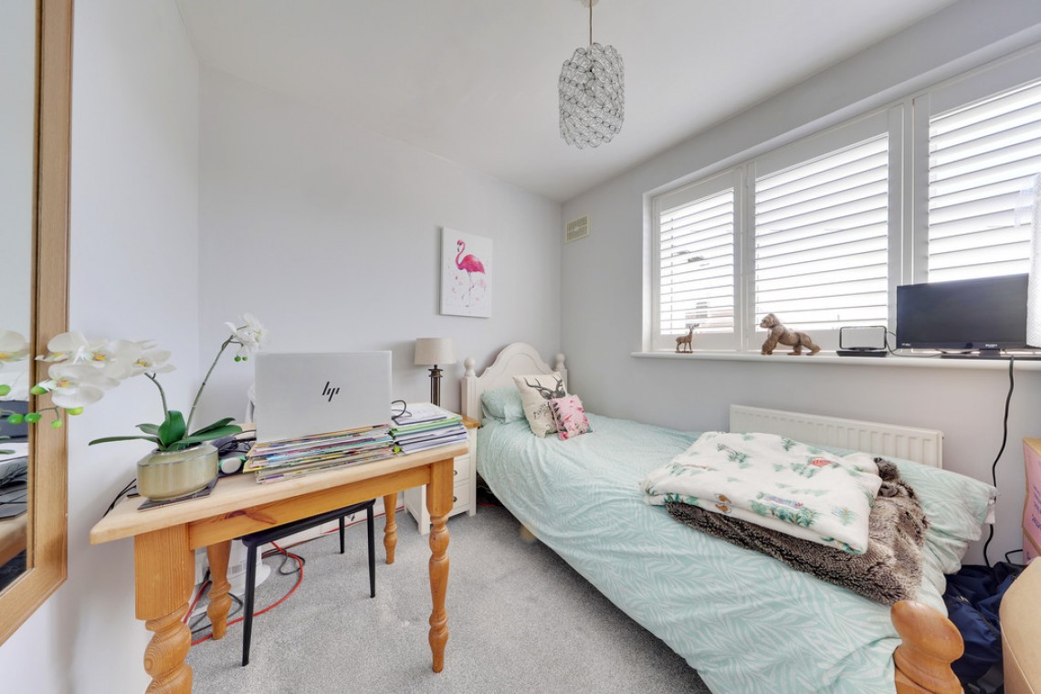 Images for Barnesdale Crescent, Orpington EAID:11e514c9f7e99906cb8dd0ceb0e9edcf BID:1