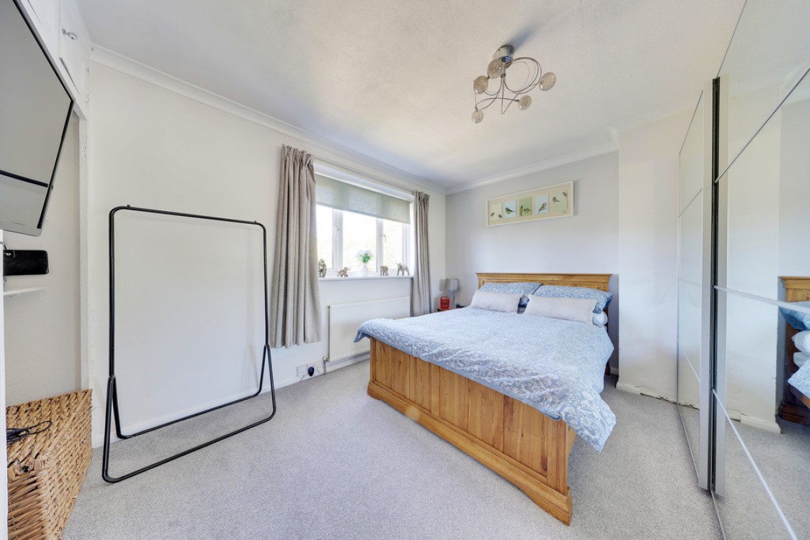 Images for Barnesdale Crescent, Orpington EAID:11e514c9f7e99906cb8dd0ceb0e9edcf BID:1