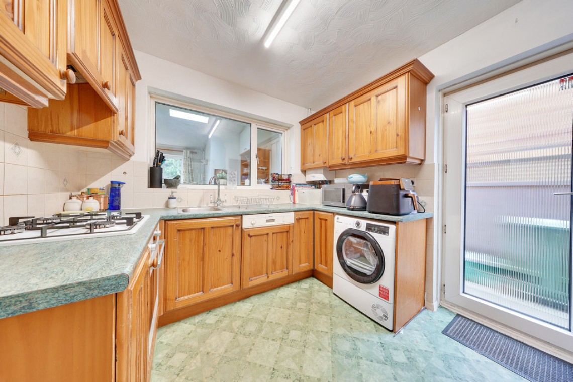 Images for Tubbenden Lane, Orpington EAID:11e514c9f7e99906cb8dd0ceb0e9edcf BID:1