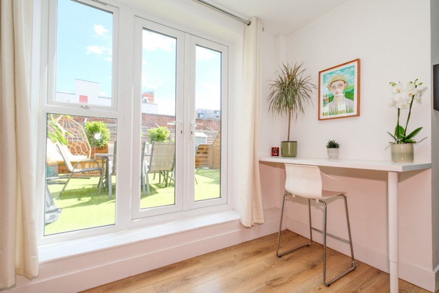 Images for High Street, Orpington EAID:11e514c9f7e99906cb8dd0ceb0e9edcf BID:1