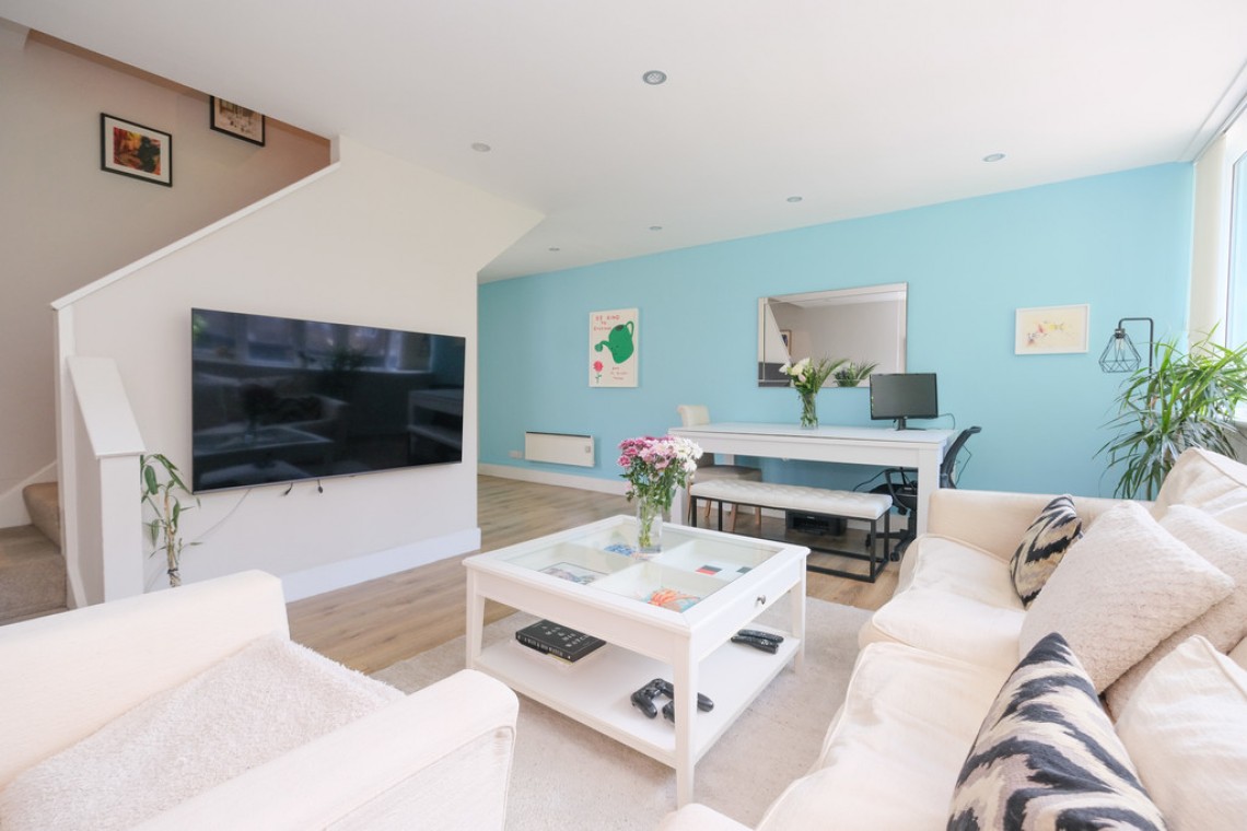 Images for High Street, Orpington EAID:11e514c9f7e99906cb8dd0ceb0e9edcf BID:1