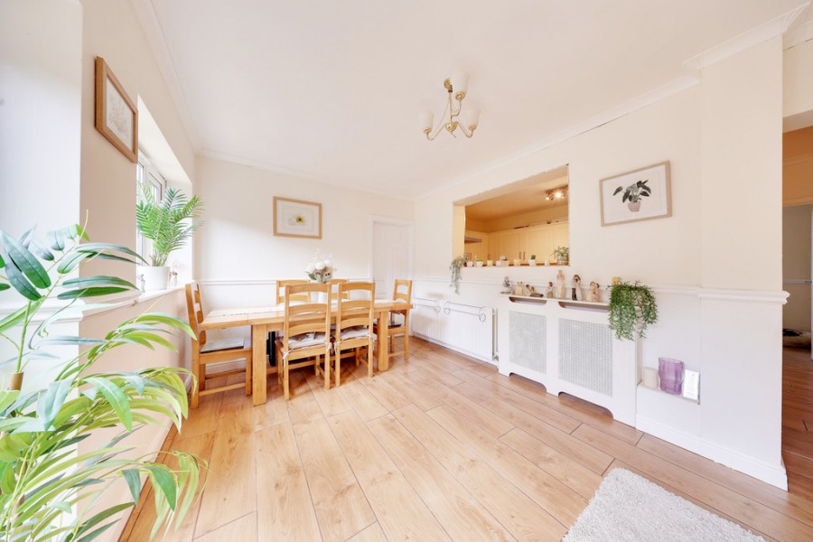 Images for Broomwood Road, Orpington EAID:11e514c9f7e99906cb8dd0ceb0e9edcf BID:1