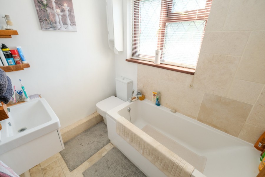 Images for Cray Avenue, Orpington EAID:11e514c9f7e99906cb8dd0ceb0e9edcf BID:1