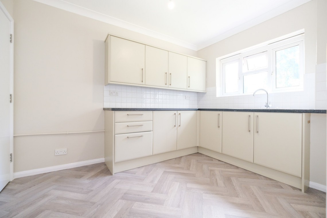 Images for Sheen Road, Orpington EAID:11e514c9f7e99906cb8dd0ceb0e9edcf BID:1