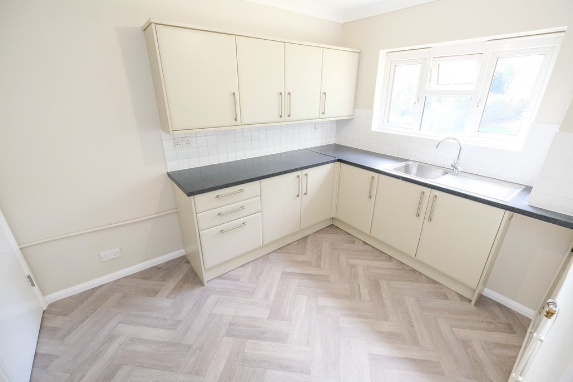 Images for Sheen Road, Orpington EAID:11e514c9f7e99906cb8dd0ceb0e9edcf BID:1