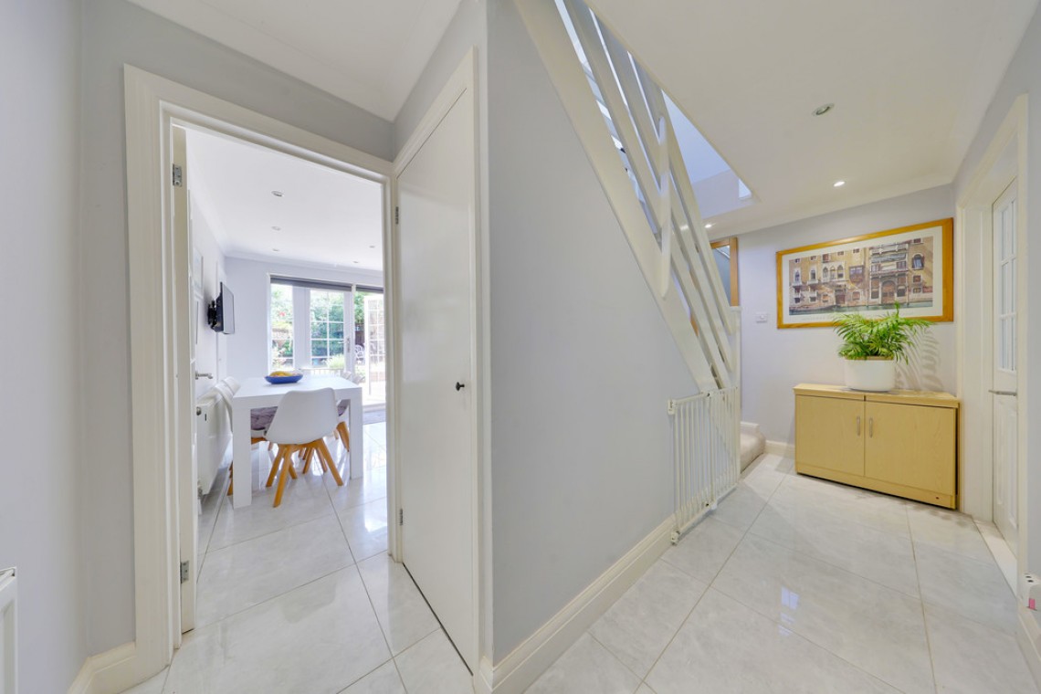 Images for Hawfield Bank, Orpington EAID:11e514c9f7e99906cb8dd0ceb0e9edcf BID:1