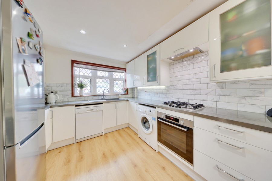 Images for Stapleton Road, Orpington EAID:11e514c9f7e99906cb8dd0ceb0e9edcf BID:1