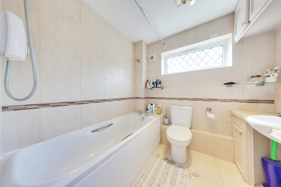 Images for Stapleton Road, Orpington EAID:11e514c9f7e99906cb8dd0ceb0e9edcf BID:1