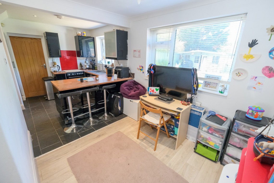 Images for Rookesley Road, Orpington EAID:11e514c9f7e99906cb8dd0ceb0e9edcf BID:1