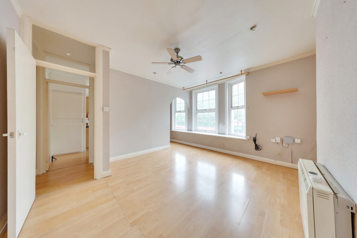 Images for High Street, Orpington EAID:11e514c9f7e99906cb8dd0ceb0e9edcf BID:1