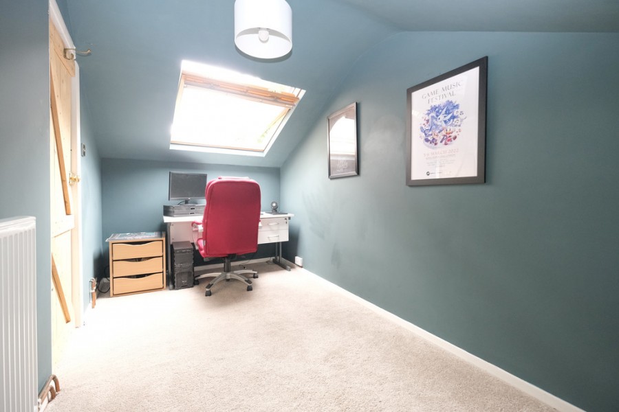 Images for Derry Downs, Orpington EAID:11e514c9f7e99906cb8dd0ceb0e9edcf BID:1