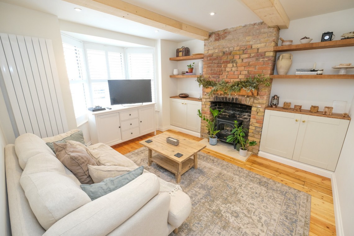 Images for Derry Downs, Orpington EAID:11e514c9f7e99906cb8dd0ceb0e9edcf BID:1