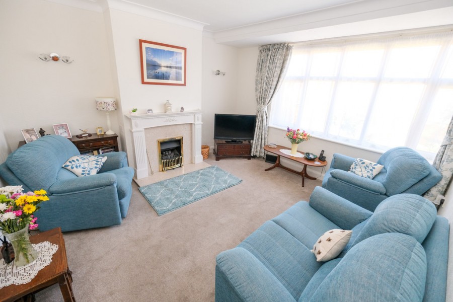 Images for Elm Grove, Orpington EAID:11e514c9f7e99906cb8dd0ceb0e9edcf BID:1