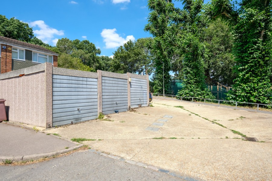 Images for Clovelly Way, Orpington EAID:11e514c9f7e99906cb8dd0ceb0e9edcf BID:1