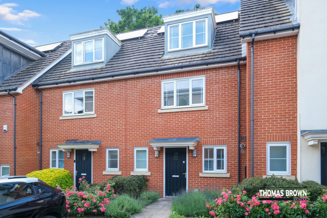Images for Blossom Drive, Orpington EAID:11e514c9f7e99906cb8dd0ceb0e9edcf BID:1