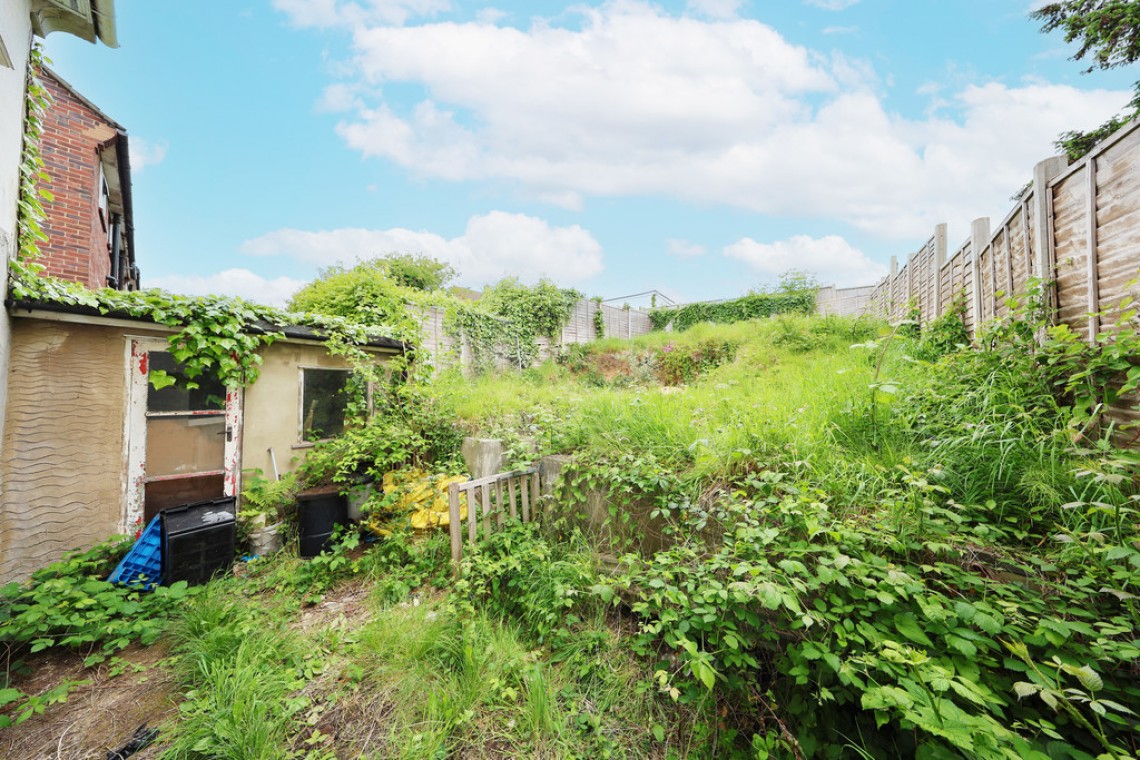 Images for Broomwood Road, Orpington EAID:11e514c9f7e99906cb8dd0ceb0e9edcf BID:1