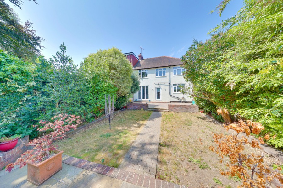 Images for Lancing Road, Orpington EAID:11e514c9f7e99906cb8dd0ceb0e9edcf BID:1