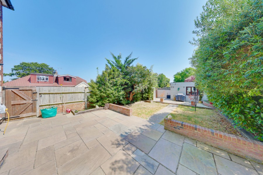 Images for Lancing Road, Orpington EAID:11e514c9f7e99906cb8dd0ceb0e9edcf BID:1