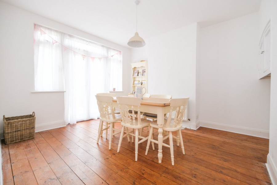 Images for Tubbenden Lane, Orpington EAID:11e514c9f7e99906cb8dd0ceb0e9edcf BID:1