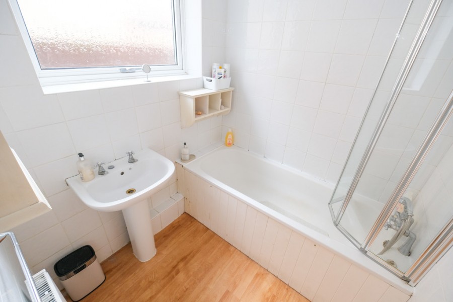 Images for Tubbenden Lane, Orpington EAID:11e514c9f7e99906cb8dd0ceb0e9edcf BID:1