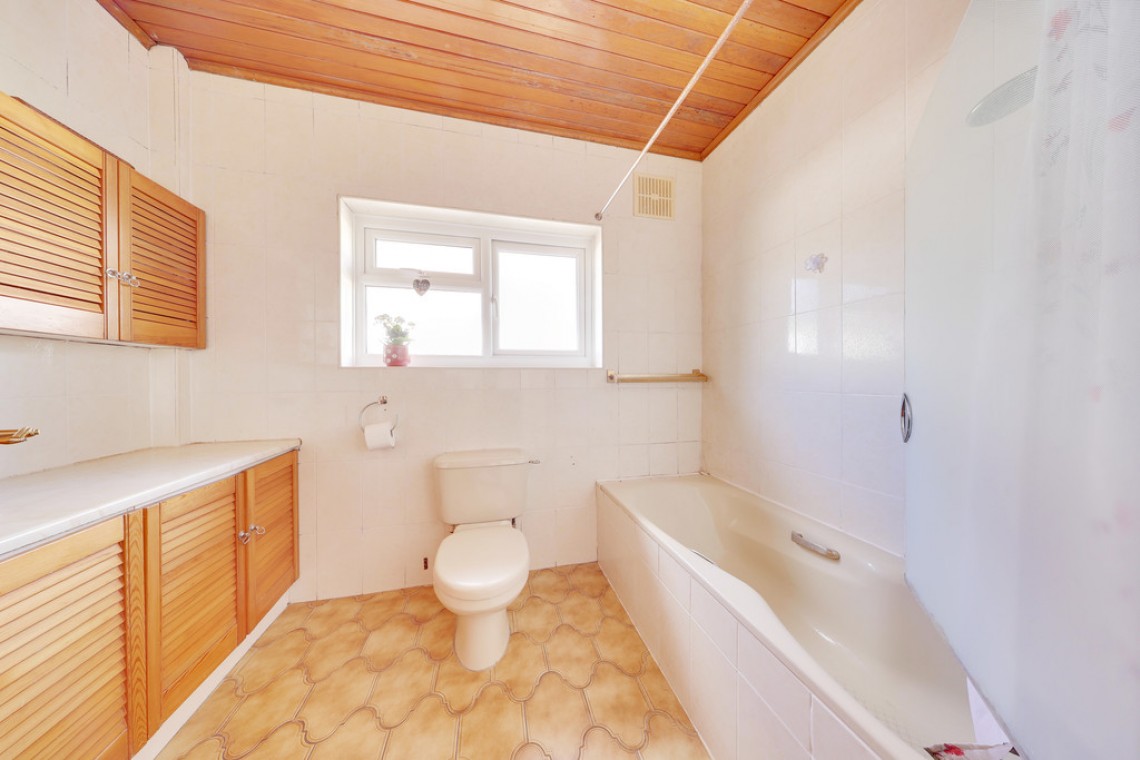 Images for Keswick Road, Orpington EAID:11e514c9f7e99906cb8dd0ceb0e9edcf BID:1