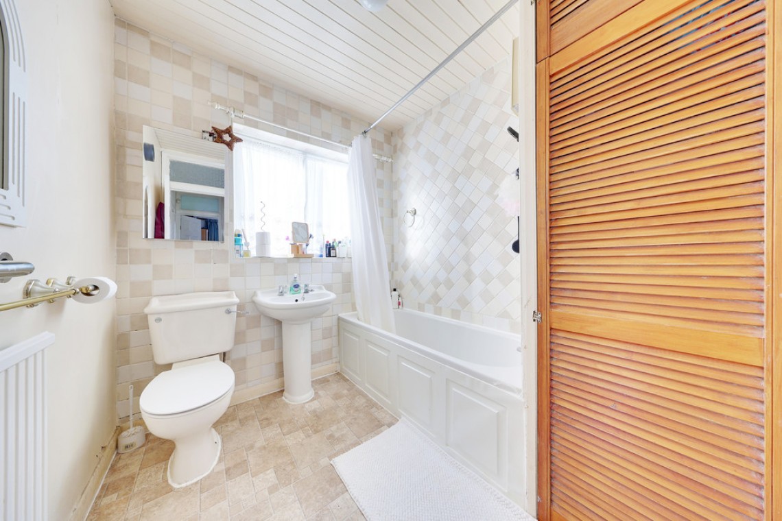 Images for Perry Hall Road, Orpington EAID:11e514c9f7e99906cb8dd0ceb0e9edcf BID:1