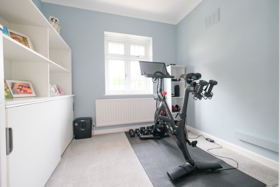 Images for Kynaston Road, Orpington EAID:11e514c9f7e99906cb8dd0ceb0e9edcf BID:1