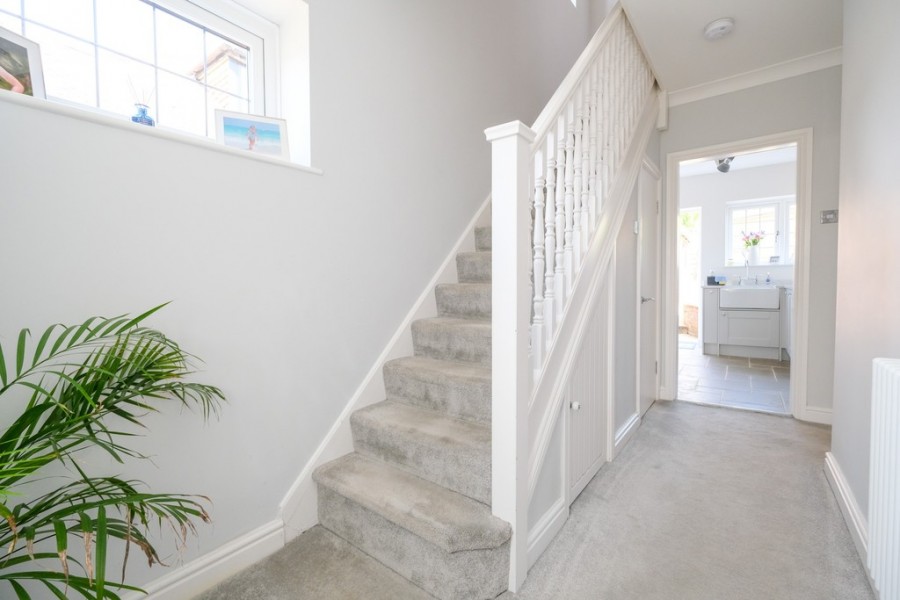 Images for Kynaston Road, Orpington EAID:11e514c9f7e99906cb8dd0ceb0e9edcf BID:1