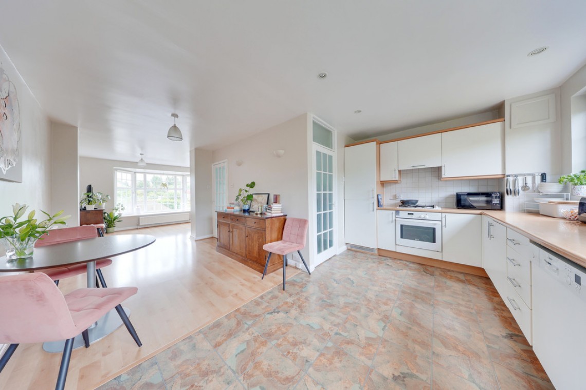 Images for Tubbenden Lane, Orpington EAID:11e514c9f7e99906cb8dd0ceb0e9edcf BID:1