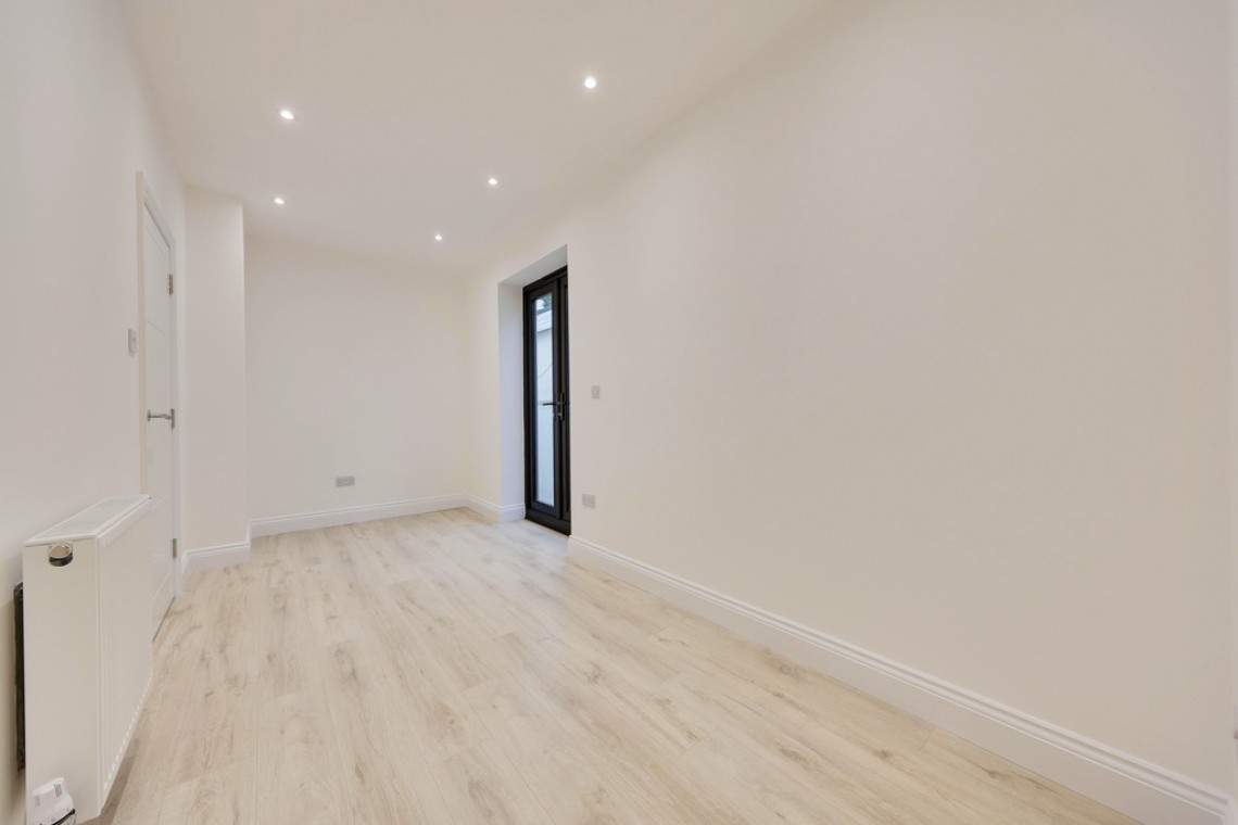 Images for Avalon Road, Orpington EAID:11e514c9f7e99906cb8dd0ceb0e9edcf BID:1