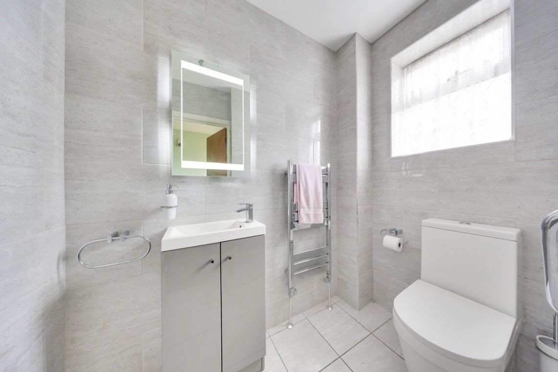 Images for Broomwood Road, Orpington EAID:11e514c9f7e99906cb8dd0ceb0e9edcf BID:1