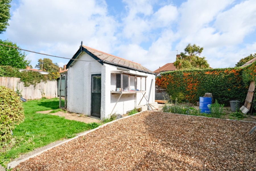 Images for Broomhill Road, Orpington EAID:11e514c9f7e99906cb8dd0ceb0e9edcf BID:1