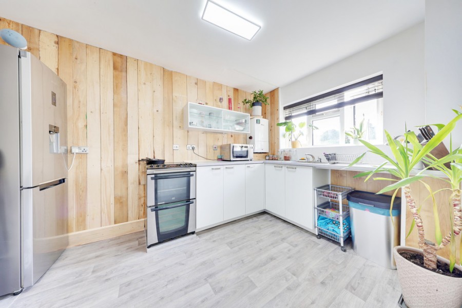 Images for Lullingstone Crescent, Orpington EAID:11e514c9f7e99906cb8dd0ceb0e9edcf BID:1