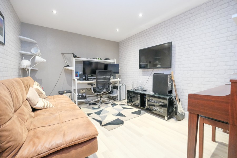 Images for Hayfield Road, Orpington EAID:11e514c9f7e99906cb8dd0ceb0e9edcf BID:1