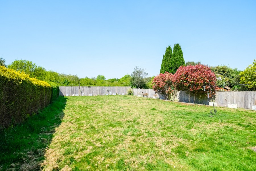 Images for Southdene, Halstead EAID:11e514c9f7e99906cb8dd0ceb0e9edcf BID:1