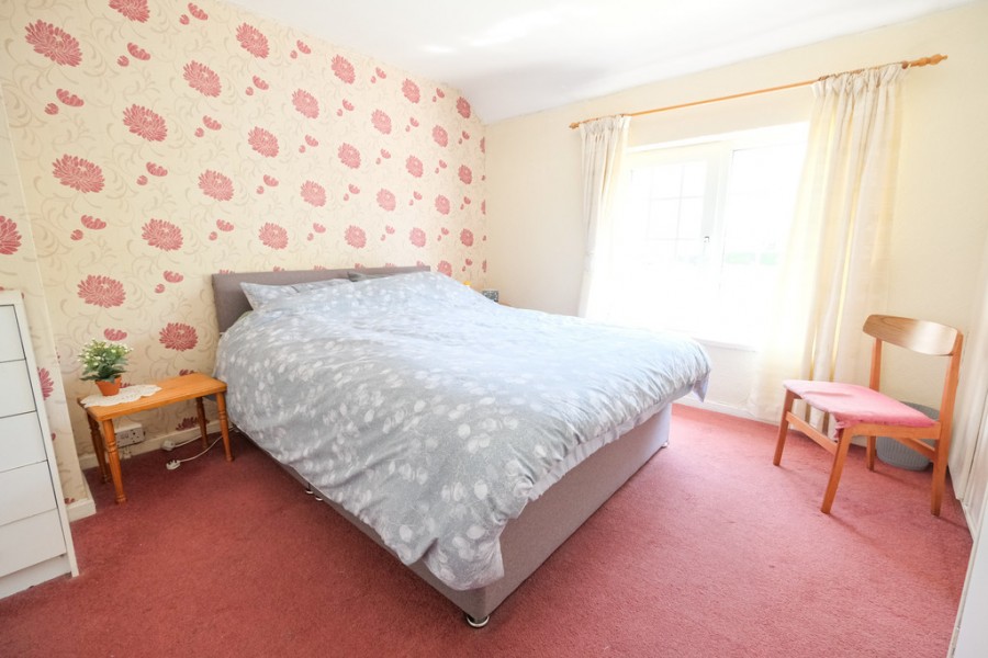 Images for Southdene, Halstead EAID:11e514c9f7e99906cb8dd0ceb0e9edcf BID:1