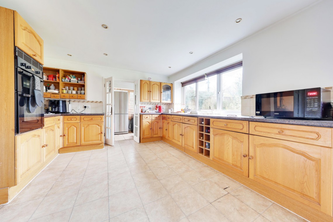 Images for Well Hill, Orpington EAID:11e514c9f7e99906cb8dd0ceb0e9edcf BID:1