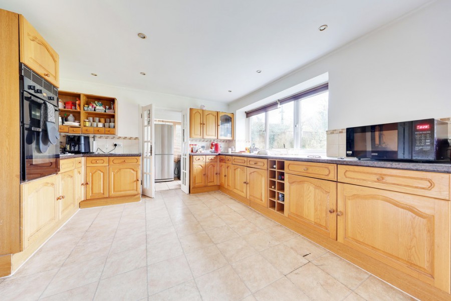 Images for Well Hill, Orpington EAID:11e514c9f7e99906cb8dd0ceb0e9edcf BID:1