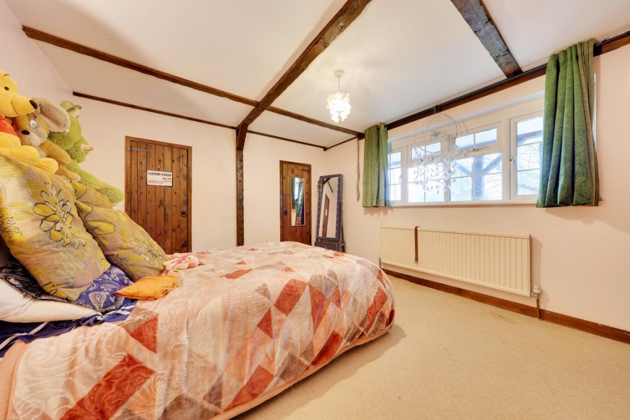 Images for Well Hill, Orpington EAID:11e514c9f7e99906cb8dd0ceb0e9edcf BID:1