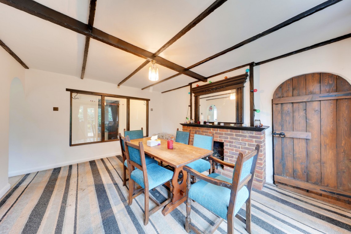 Images for Well Hill, Orpington EAID:11e514c9f7e99906cb8dd0ceb0e9edcf BID:1