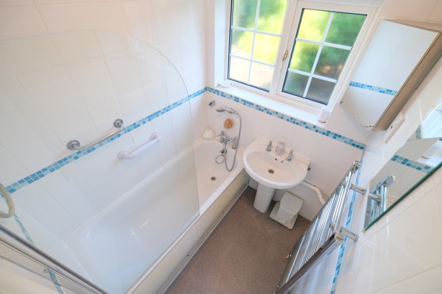 Images for Loxwood Close, Orpington EAID:11e514c9f7e99906cb8dd0ceb0e9edcf BID:1