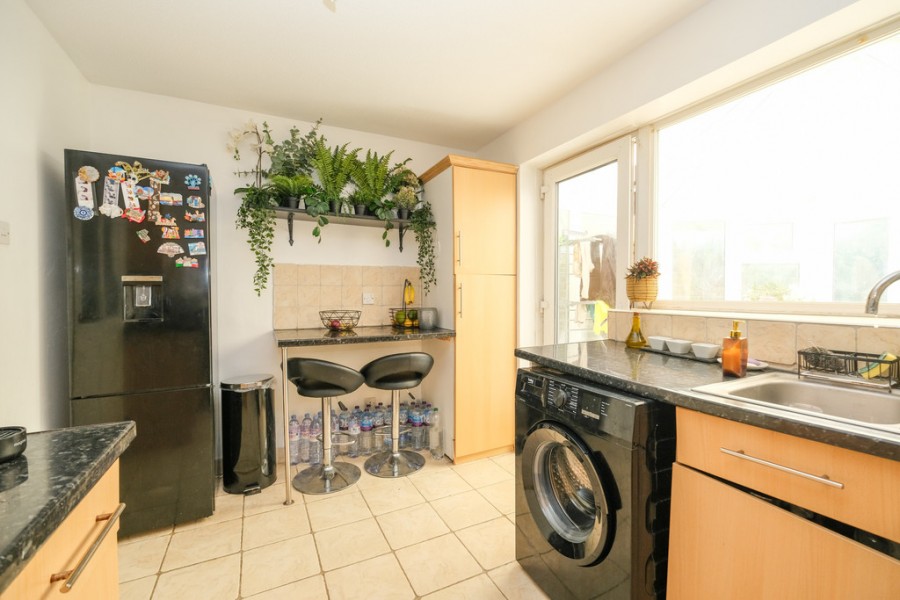 Images for Doveney Close, Orpington EAID:11e514c9f7e99906cb8dd0ceb0e9edcf BID:1