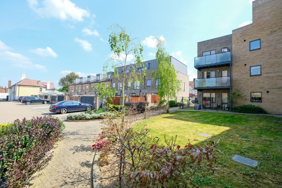 Images for Bruce Grove, Orpington EAID:11e514c9f7e99906cb8dd0ceb0e9edcf BID:1