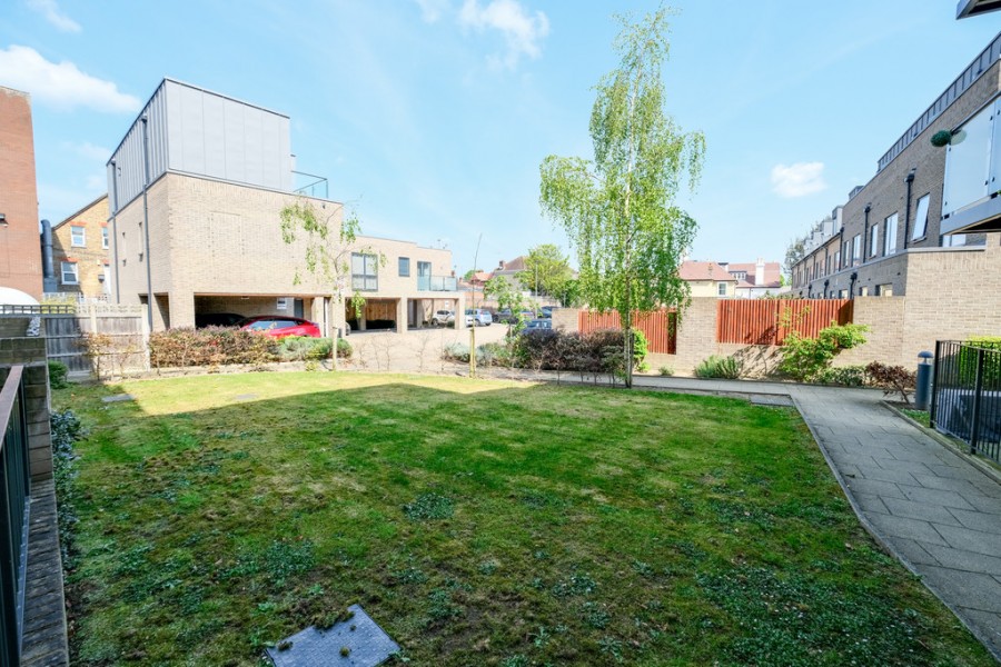 Images for Bruce Grove, Orpington EAID:11e514c9f7e99906cb8dd0ceb0e9edcf BID:1