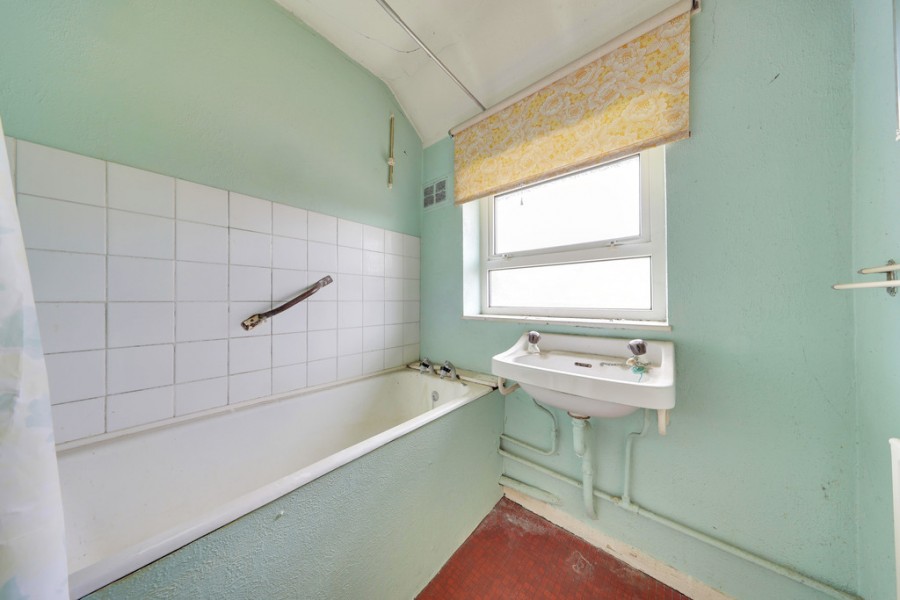 Images for Thorndon Road, Orpington EAID:11e514c9f7e99906cb8dd0ceb0e9edcf BID:1